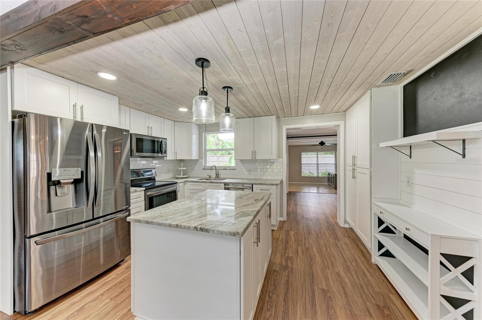 Single Family Residence at 3138 WILLIAMSBURG ST, SARASOTA, photo 13 of 68