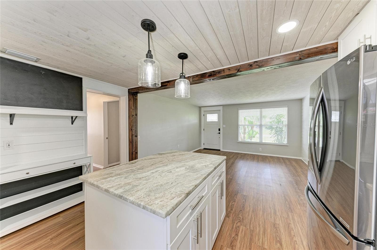 Single Family Residence at 3138 WILLIAMSBURG ST, SARASOTA, photo 17 of 68