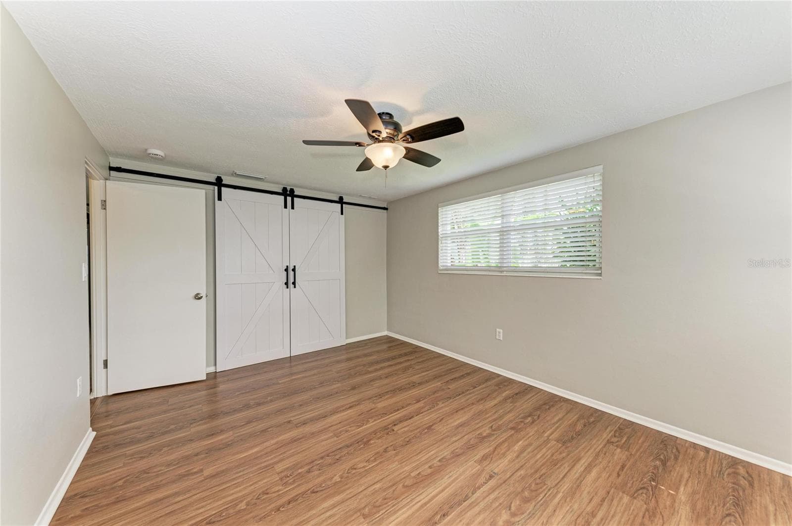 Single Family Residence at 3138 WILLIAMSBURG ST, SARASOTA, photo 22 of 68