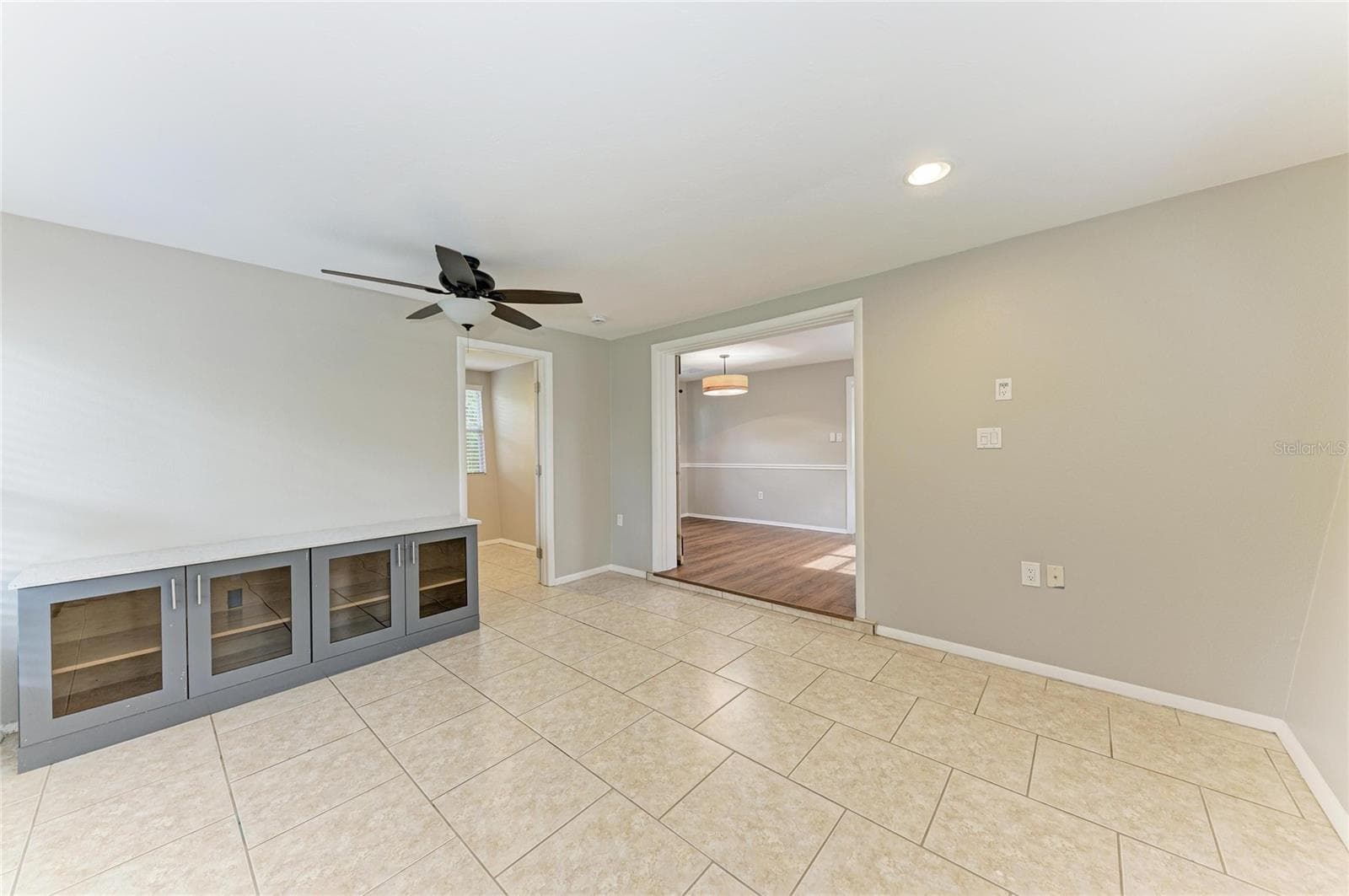 Single Family Residence at 3138 WILLIAMSBURG ST, SARASOTA, photo 35 of 68