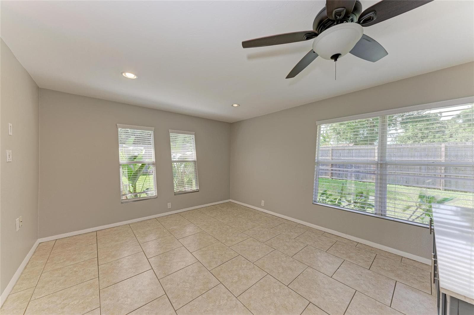 Single Family Residence at 3138 WILLIAMSBURG ST, SARASOTA, photo 36 of 68