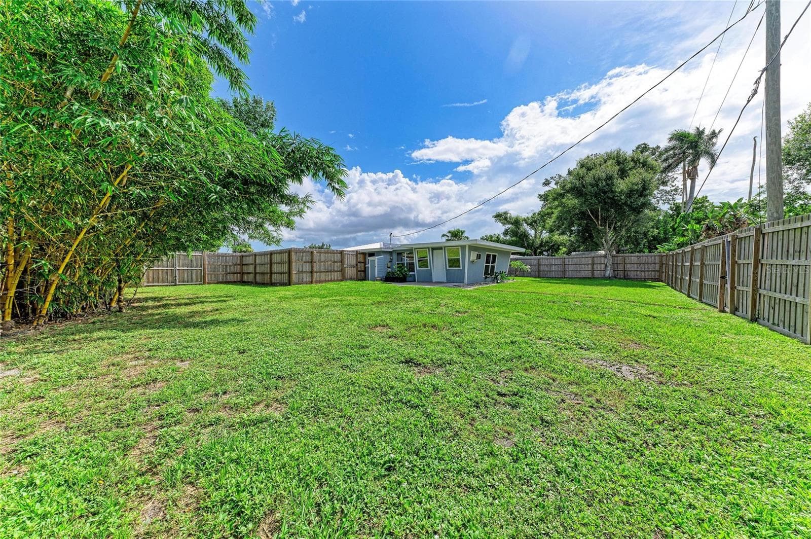 Single Family Residence at 3138 WILLIAMSBURG ST, SARASOTA, photo 40 of 68