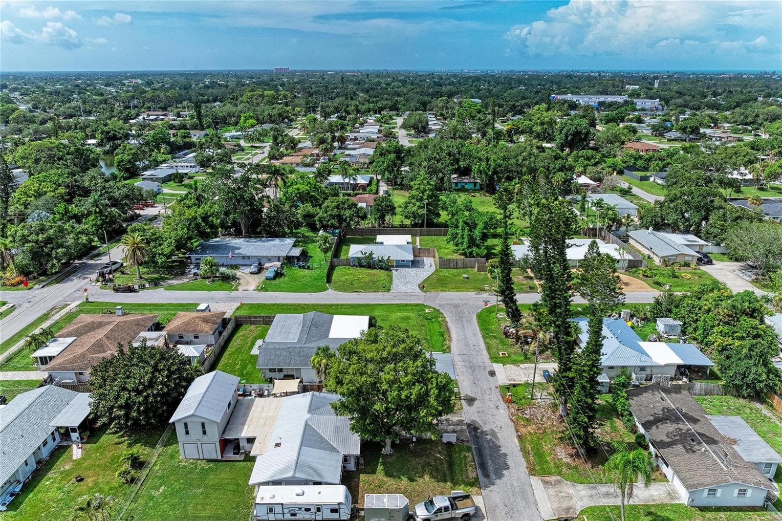 Single Family Residence at 3138 WILLIAMSBURG ST, SARASOTA, photo 48 of 68