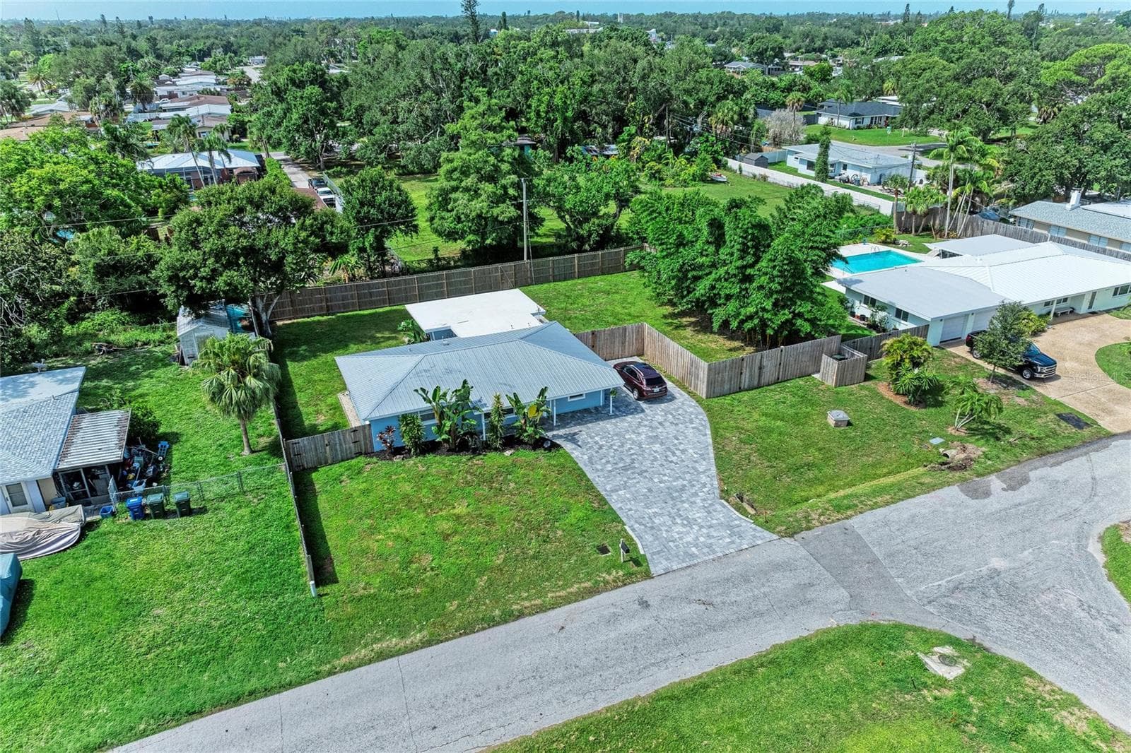 Single Family Residence at 3138 WILLIAMSBURG ST, SARASOTA, photo 53 of 68