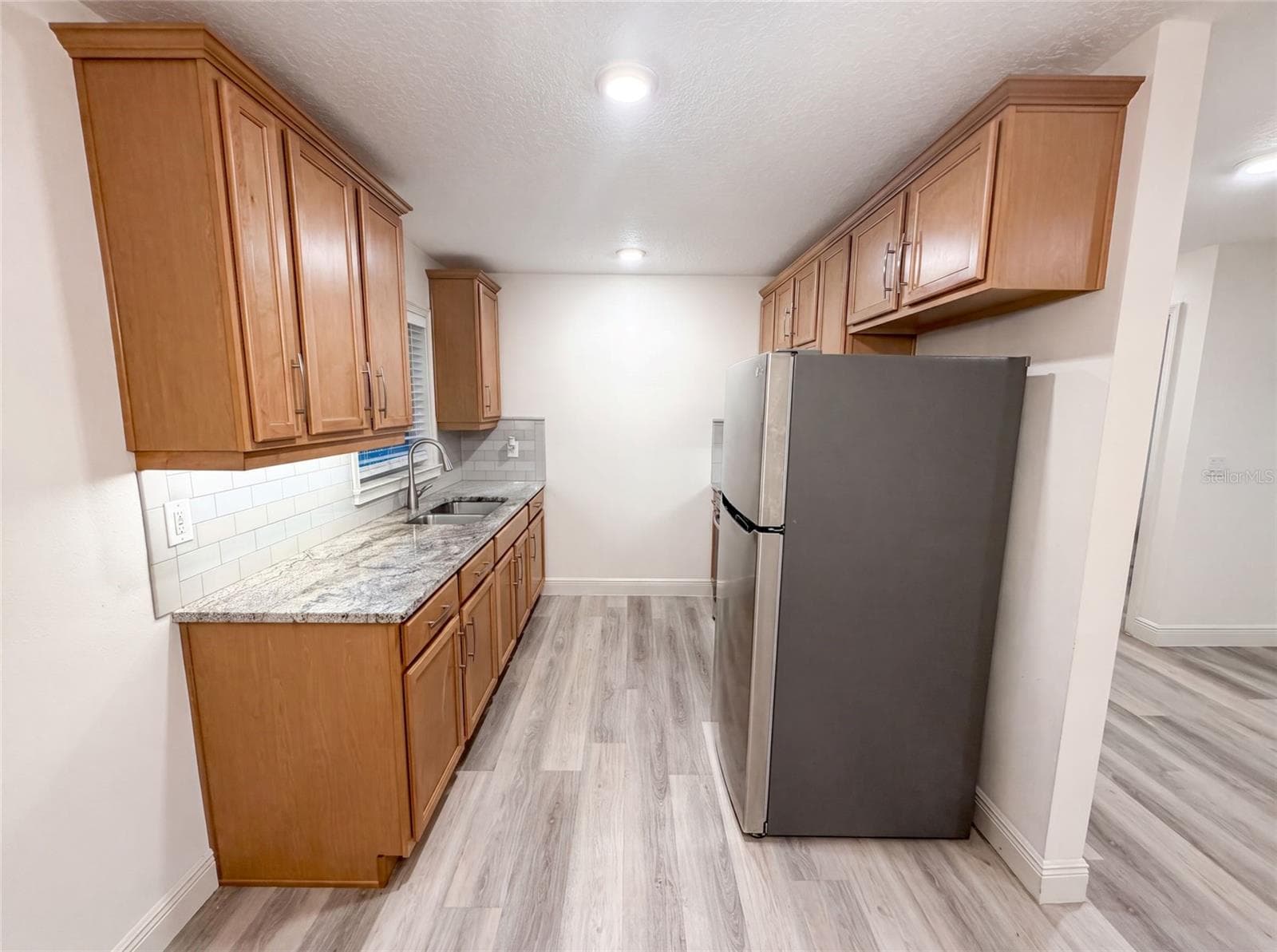 Single Family Residence at 3444 VALEVIEW DR, APOPKA, photo 2 of 25