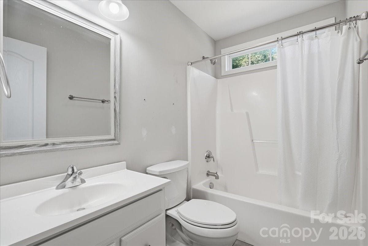 Single Family Residence at 4089 Fallen Pine Road, Sherrills Ford, photo 20 of 25