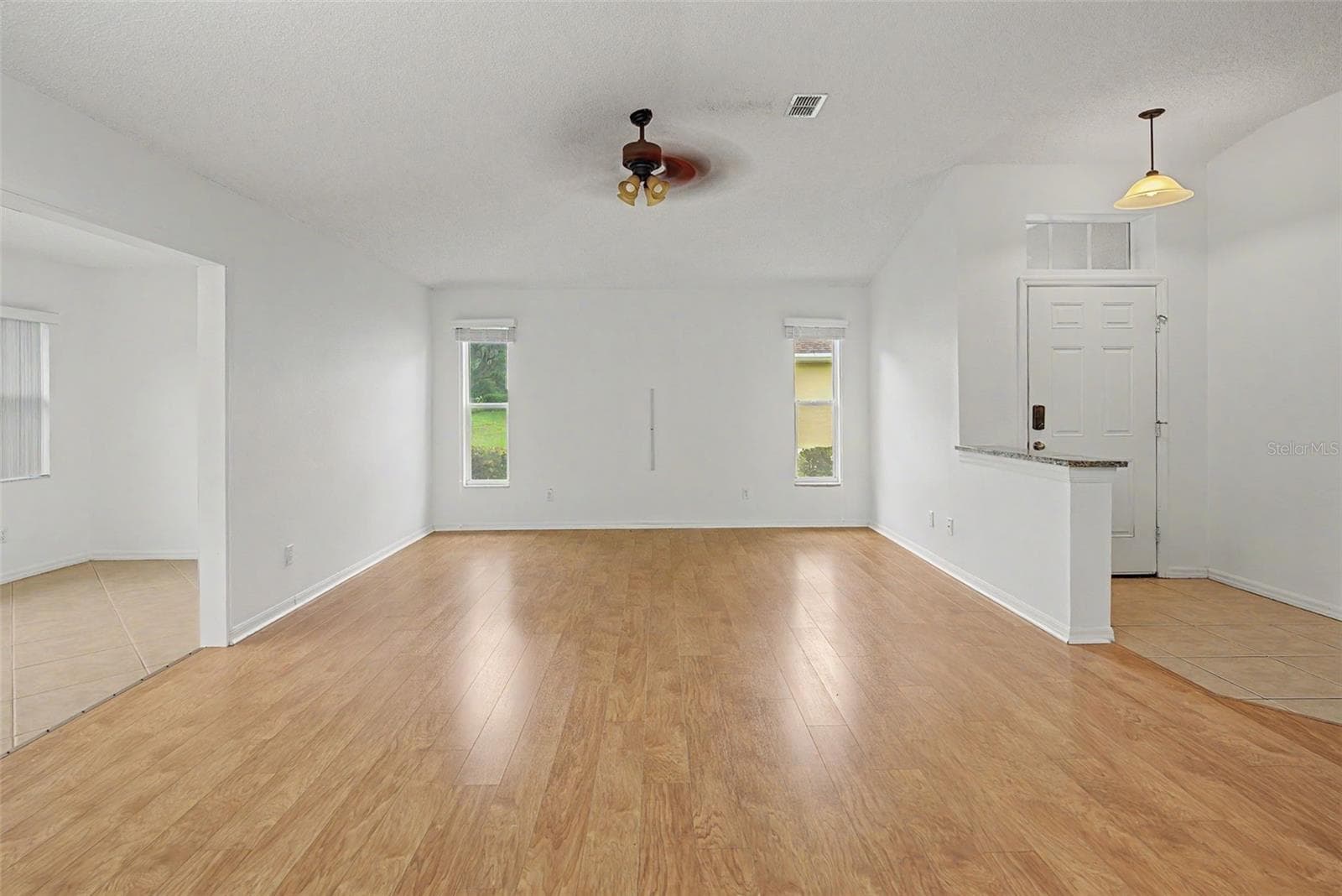 Villa at 2241 WORTHINGTON GREENS DR, SUN CITY CENTER, photo 11 of 33