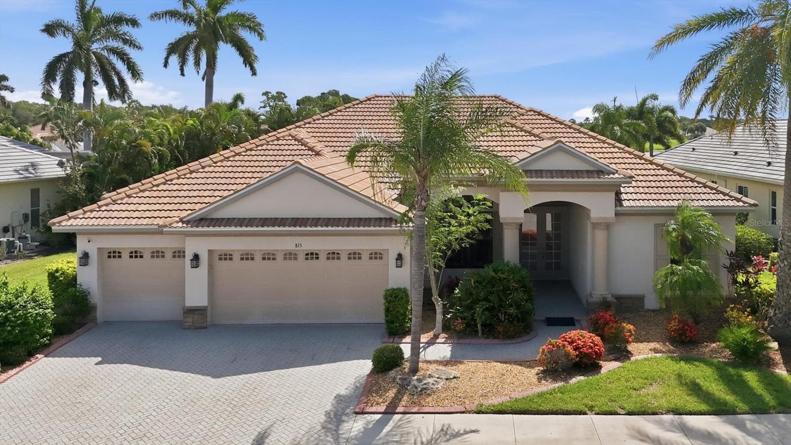 3 car garage - 815 TROPEZ LN, VENICE