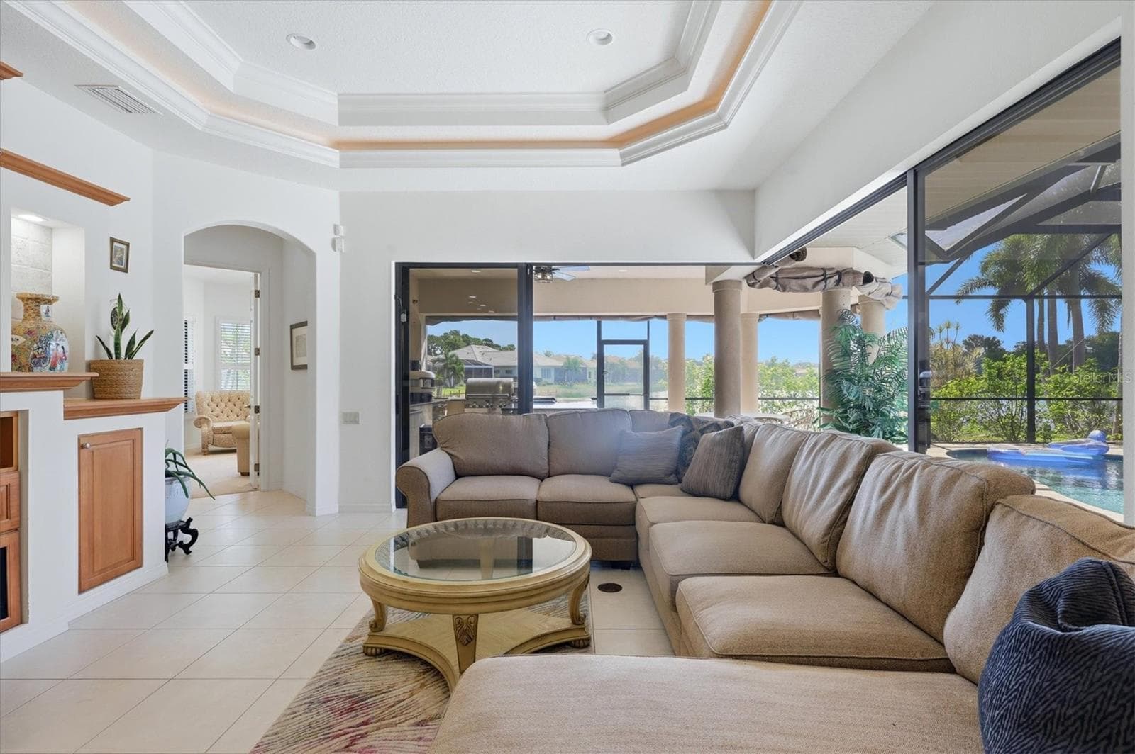 Great Room - 815 TROPEZ LN, VENICE