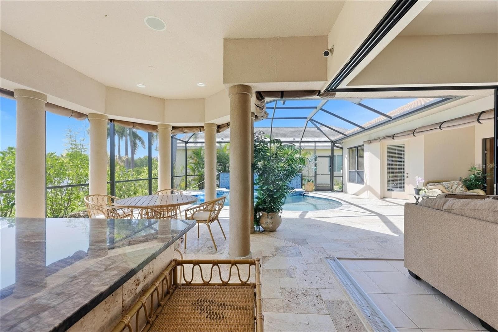 Window Walls Fully Open - 815 TROPEZ LN, VENICE
