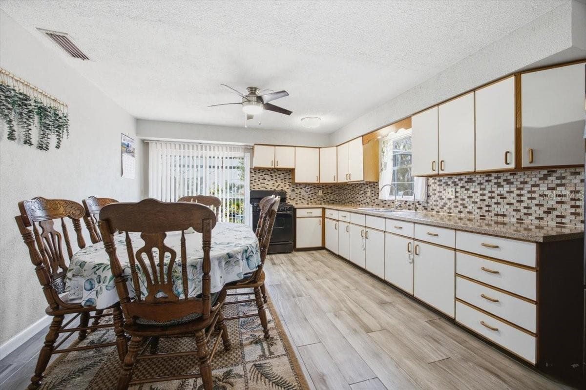 Kitchen/ Dining - 2266 LAKE LIZZIE CT, ST CLOUD