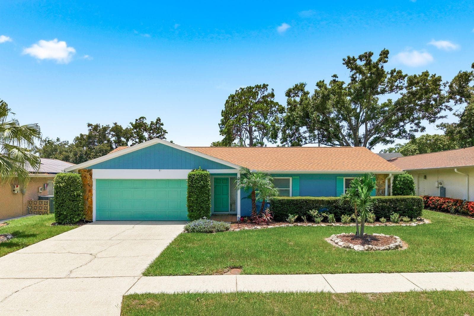 3047 CASCADE DR