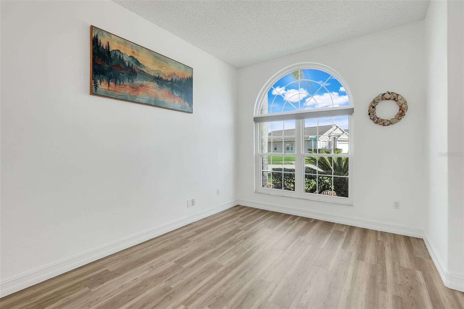 Formal front living room - 16740 GLENBROOK BLVD, CLERMONT