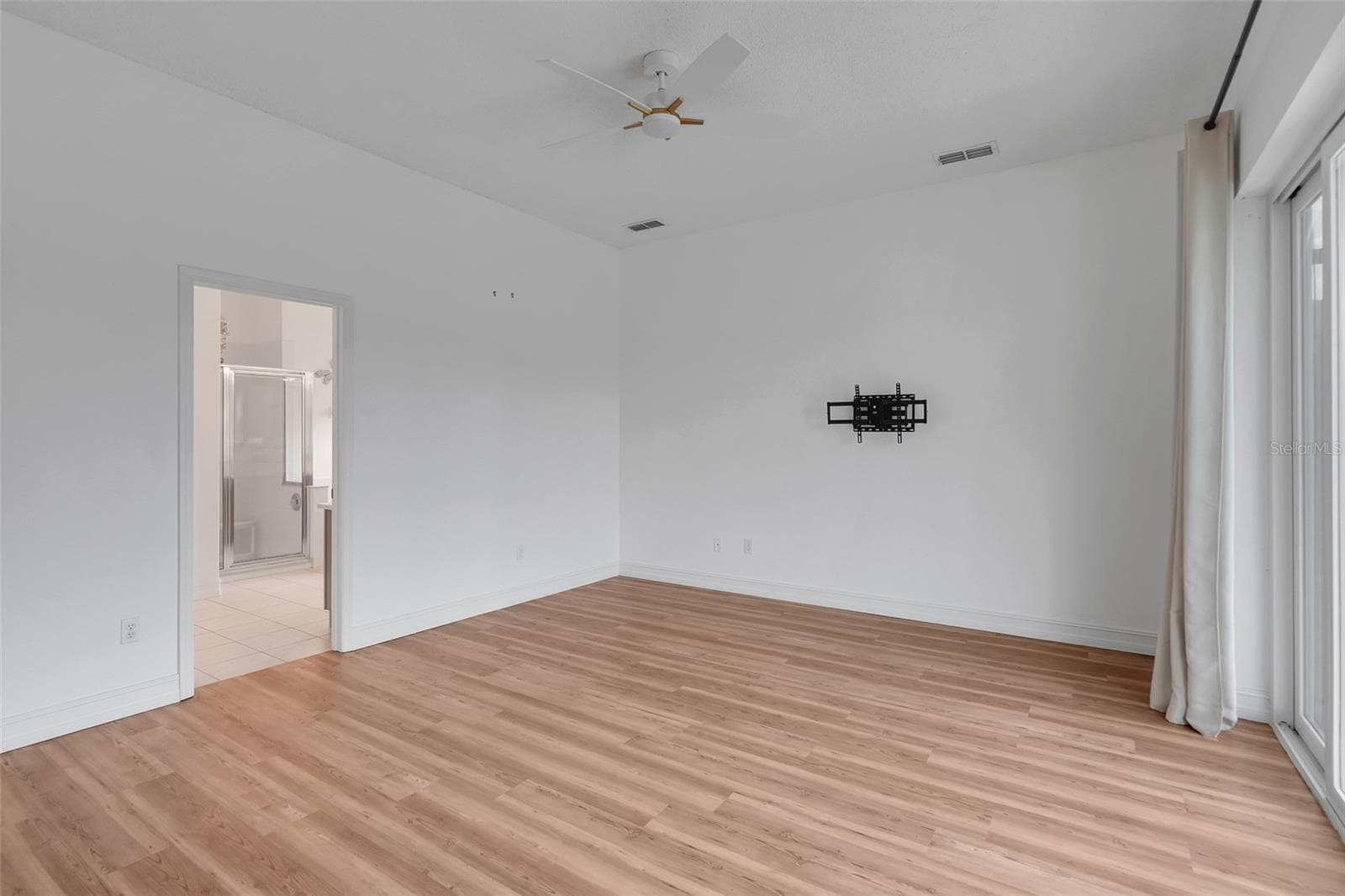 Downstairs Master Suite - 16740 GLENBROOK BLVD, CLERMONT