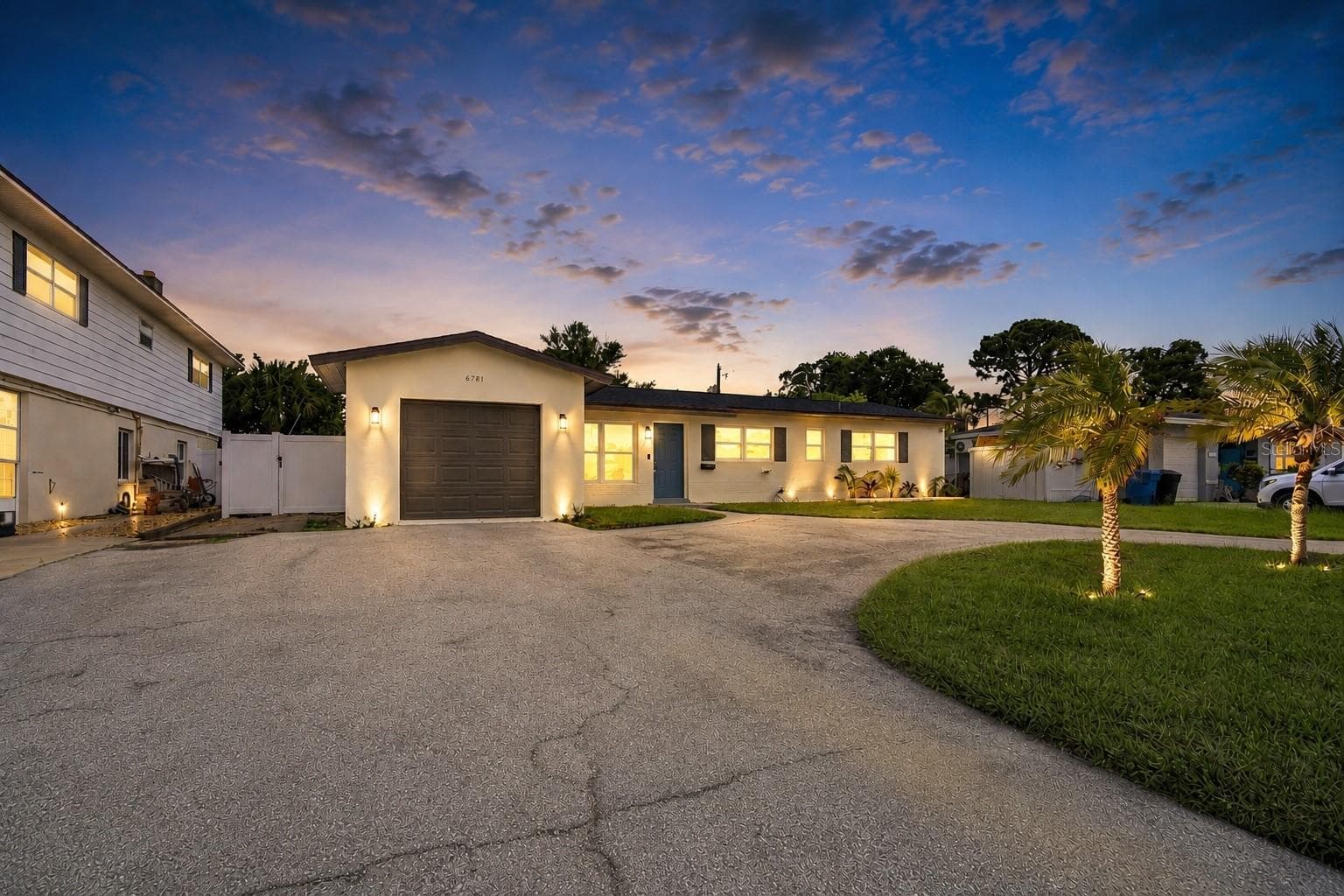 Single Family Residence at 6781 33RD AVE N, ST PETERSBURG, photo 2 of 63