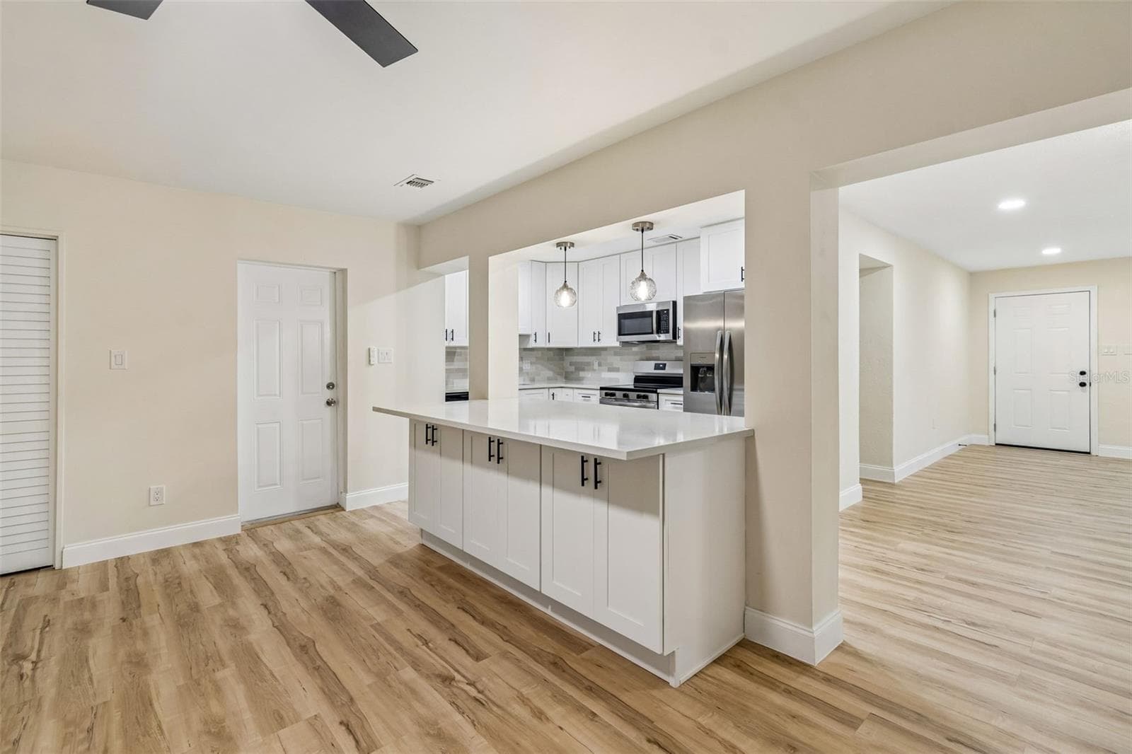 Single Family Residence at 6781 33RD AVE N, ST PETERSBURG, photo 21 of 63