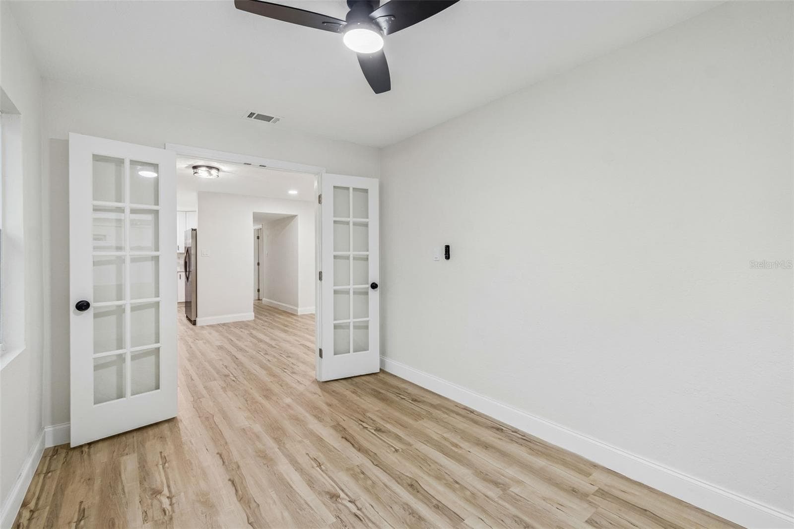Single Family Residence at 6781 33RD AVE N, ST PETERSBURG, photo 30 of 63