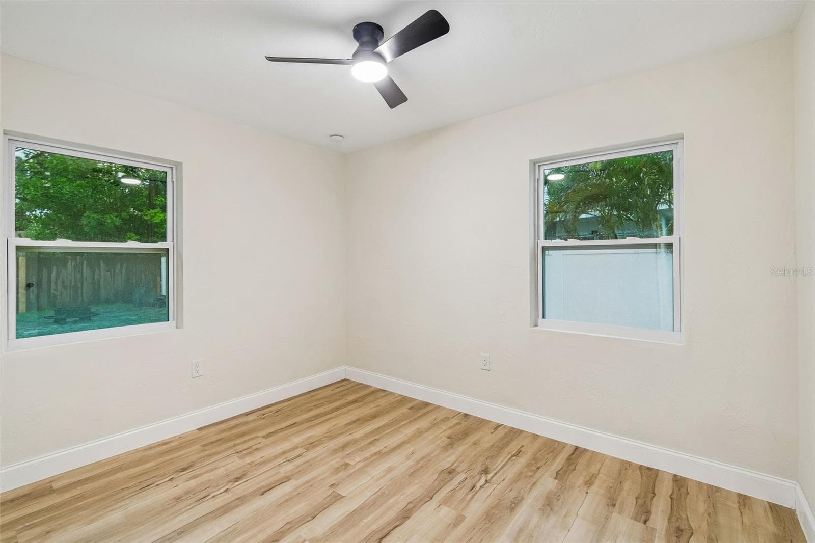 Single Family Residence at 6781 33RD AVE N, ST PETERSBURG, photo 39 of 63