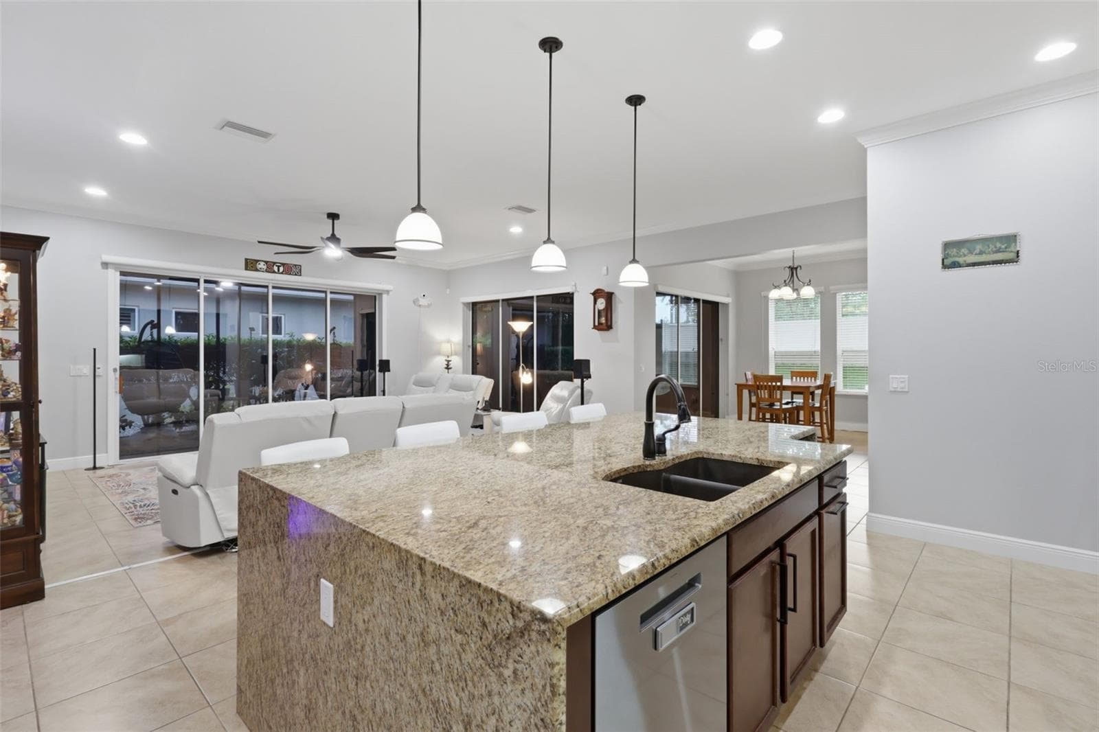 Single Family Residence at 273 SILVER MAPLE RD, GROVELAND, photo 10 of 57