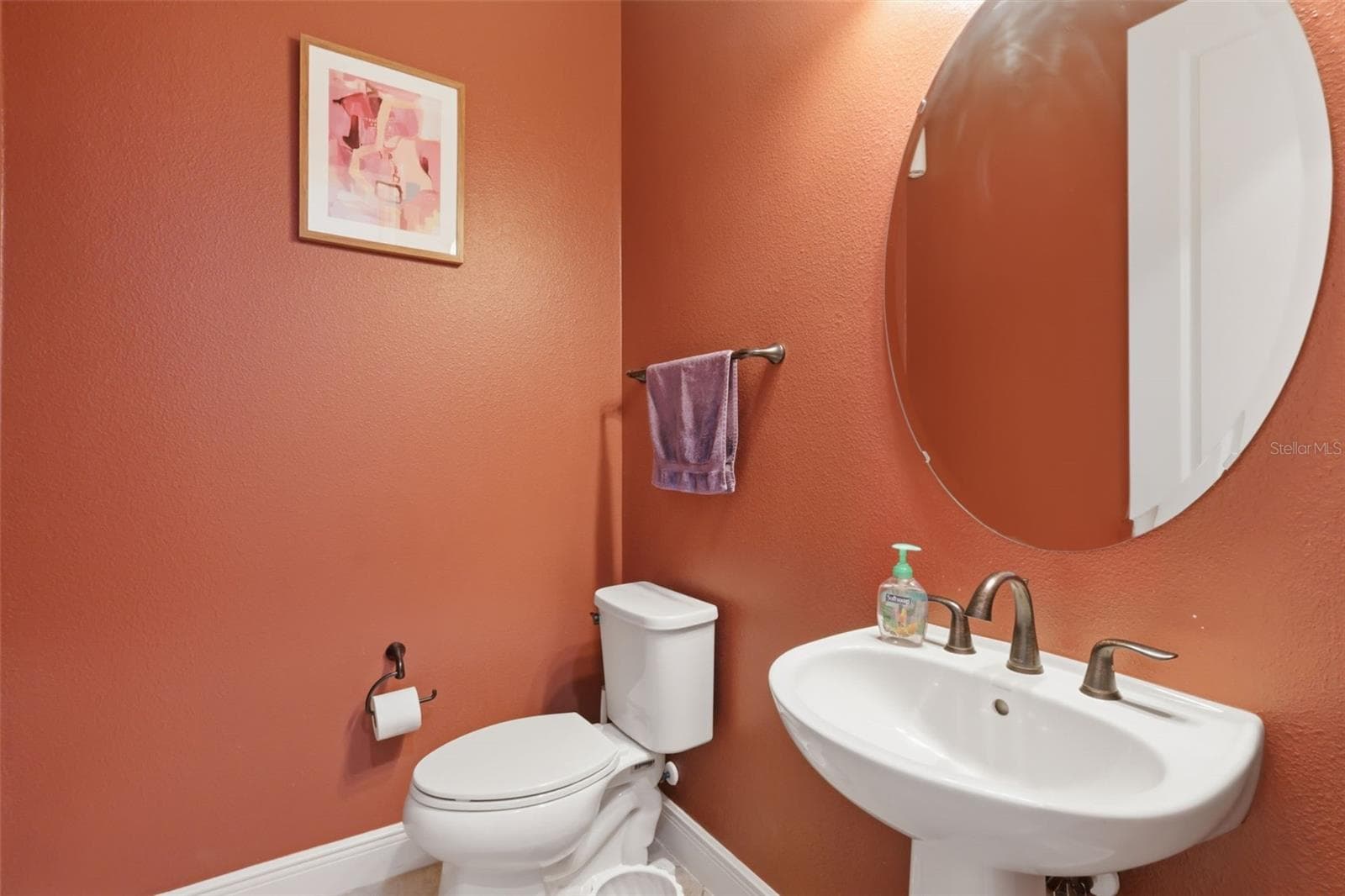 Half Bath - 273 SILVER MAPLE RD, GROVELAND