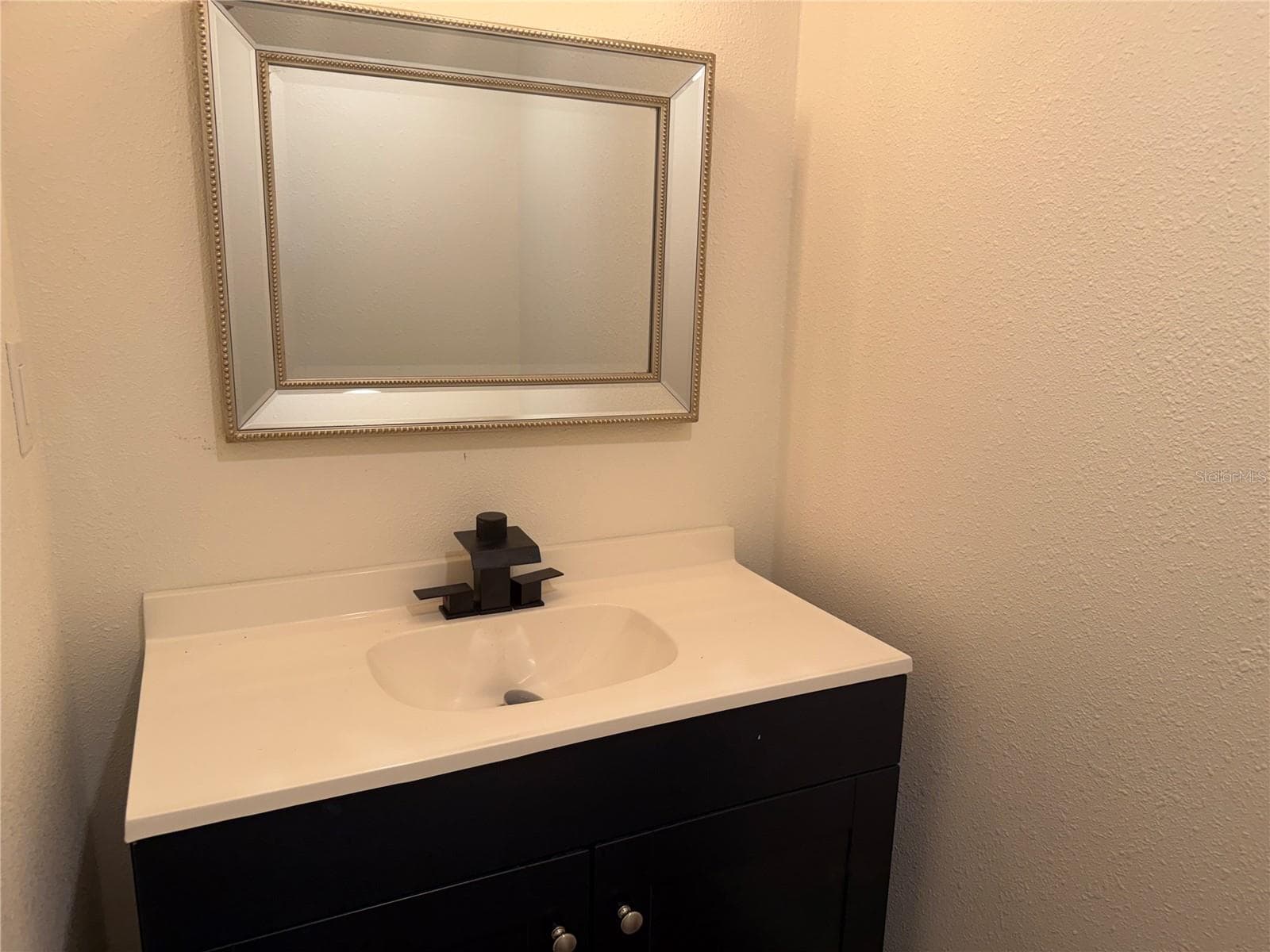 Garage 1/2 bath - 3908 BADEN DR, HOLIDAY
