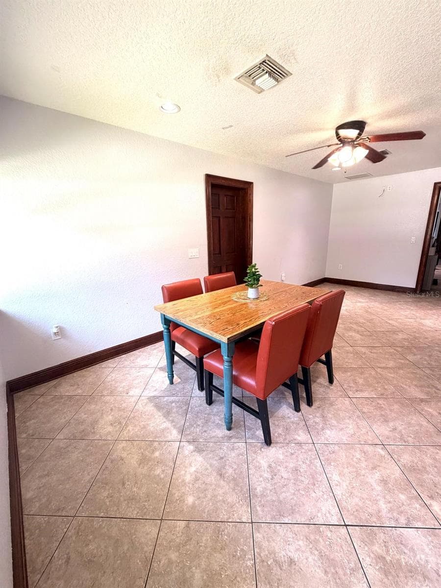 Single Family Residence at 1150 MAGNOLIA DR, ALTAMONTE SPRINGS, photo 17 of 26