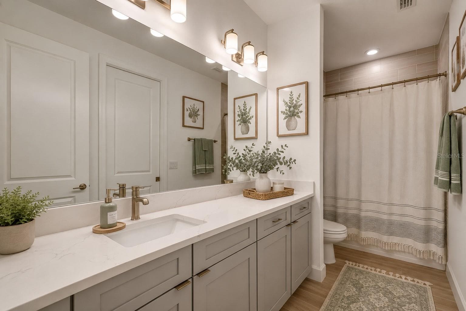 Guest Bathroom - 14506 DERNA TER, BRADENTON