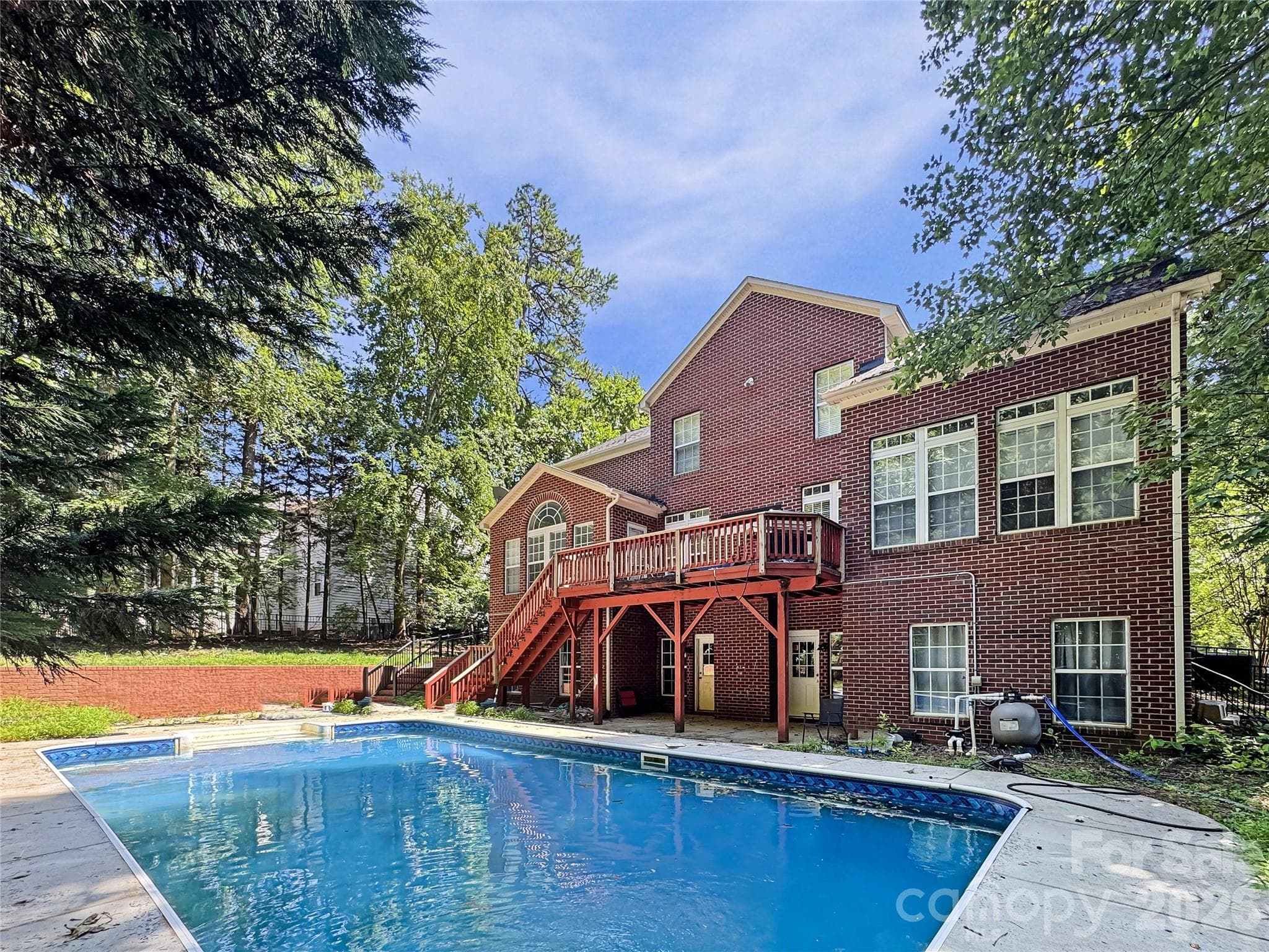 Single Family Residence at 6119 Savannah Grace Lane, Huntersville, photo 4 of 35