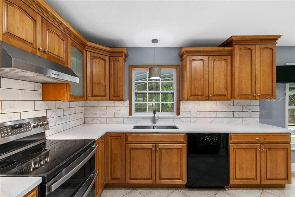 Single Family Residence at 2619 W PONKAN RD, APOPKA, photo 16 of 48