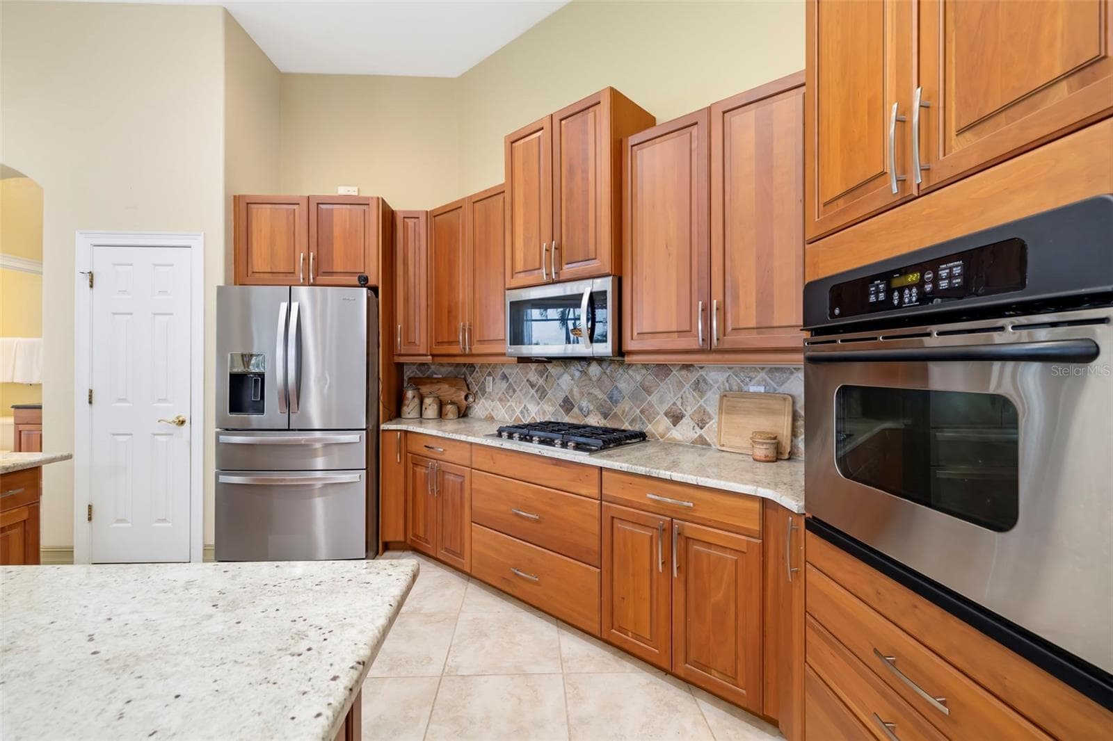 Single Family Residence at 286 PESARO DR, NOKOMIS, photo 17 of 86