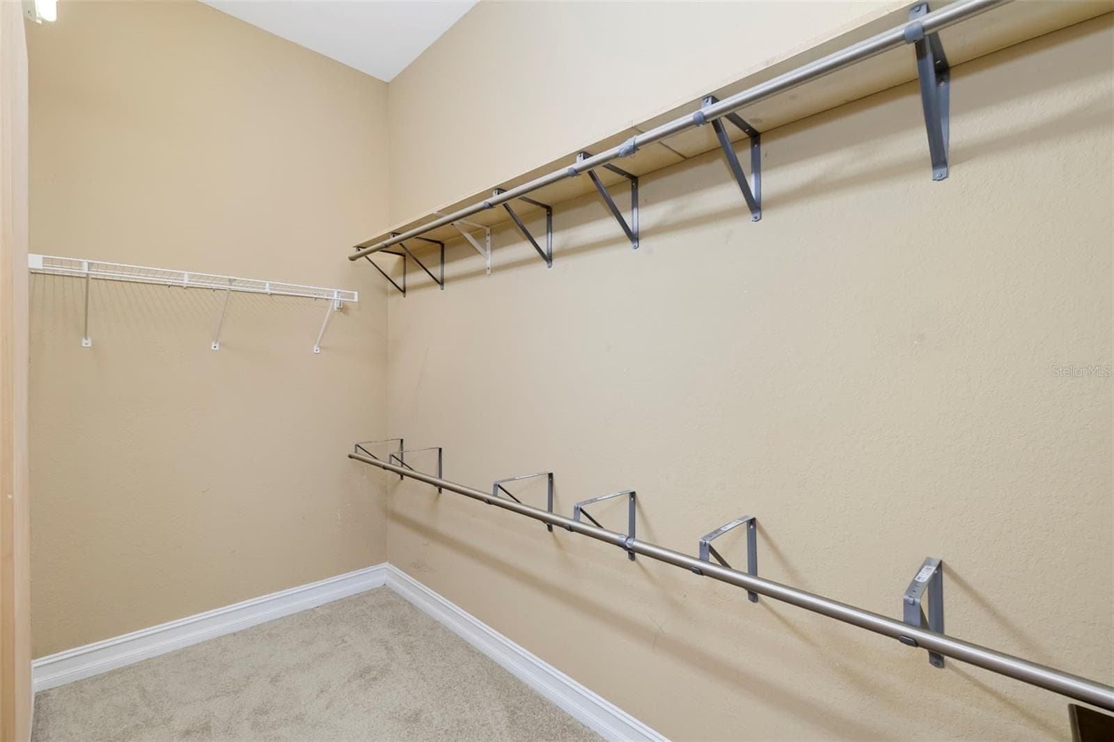 Single Family Residence at 286 PESARO DR, NOKOMIS, photo 32 of 86