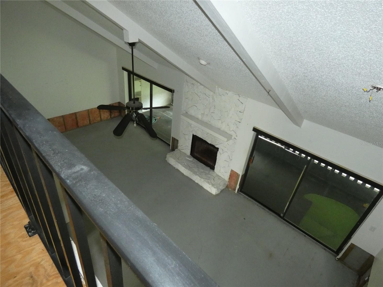 Condominium at 6730 BEACH BLVD, HUDSON, photo 14 of 31
