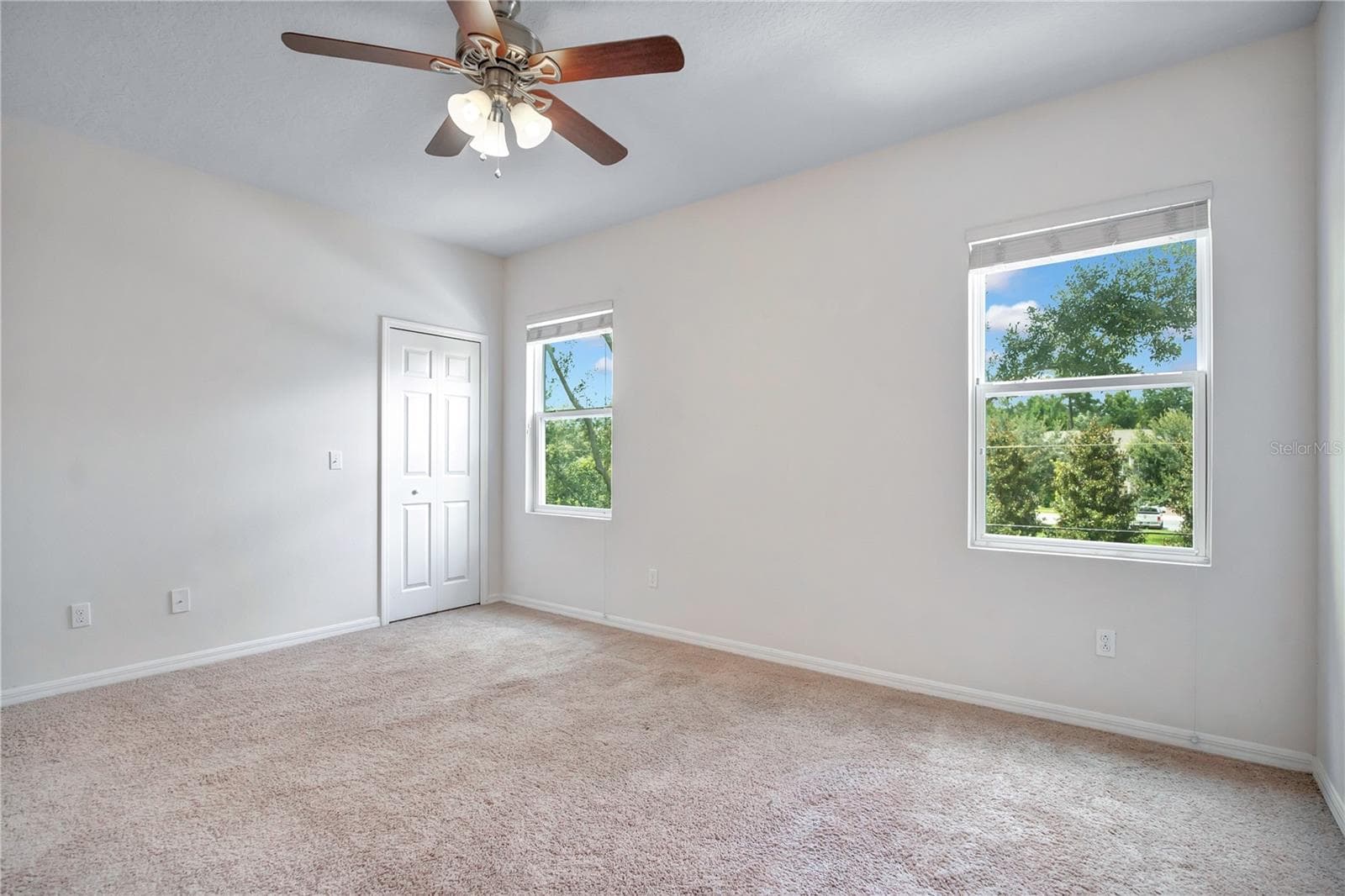 Townhouse at 196 WINDFLOWER WAY, OVIEDO, photo 16 of 33