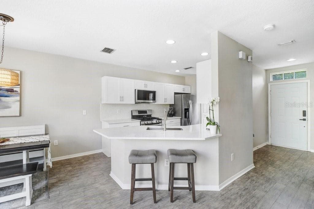 Kitchen - 9915 NEW PARKE RD, TAMPA