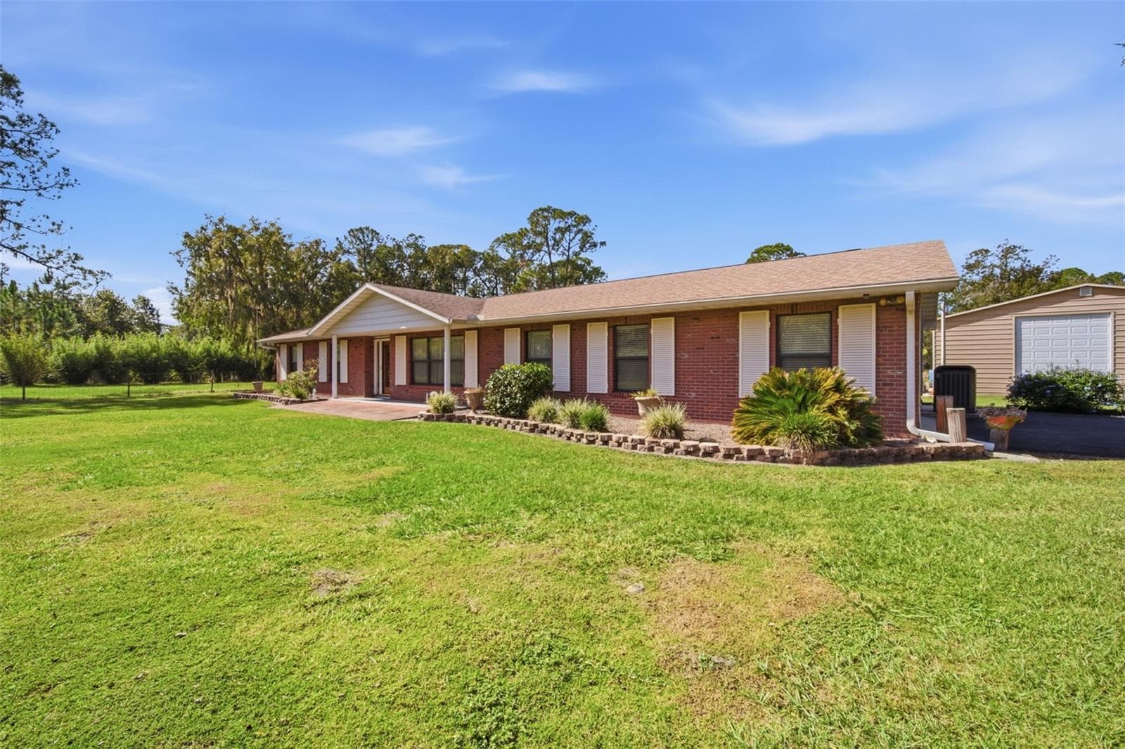 Single Family Residence at 9240 MOORE RD, LAKELAND, photo 10 of 54