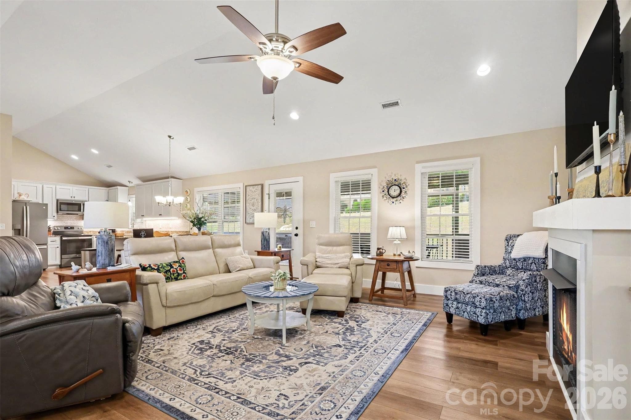 living room - 105 Kingston Place, Spindale