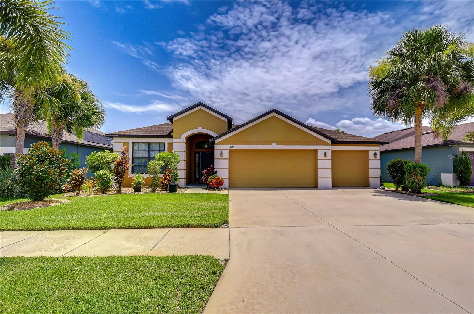 Single Family Residence at 8443 WHITE POPLAR DR, RIVERVIEW, photo 15 of 105