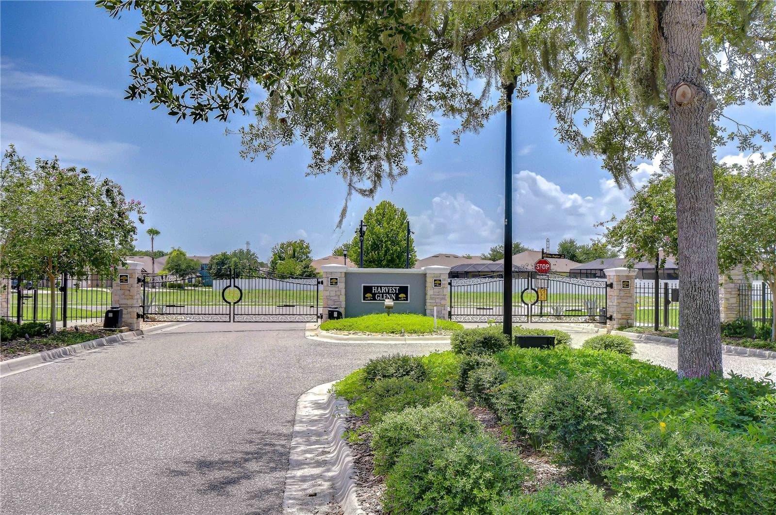 Single Family Residence at 8443 WHITE POPLAR DR, RIVERVIEW, photo 92 of 105