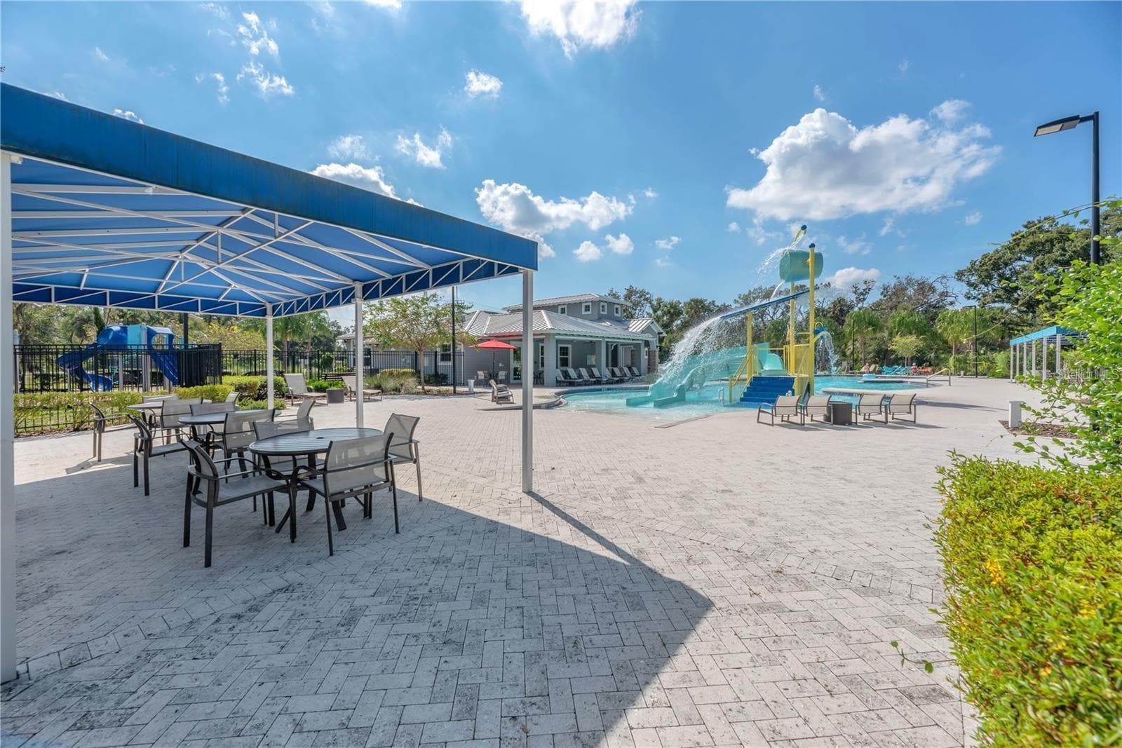 Single Family Residence at 8443 WHITE POPLAR DR, RIVERVIEW, photo 96 of 105