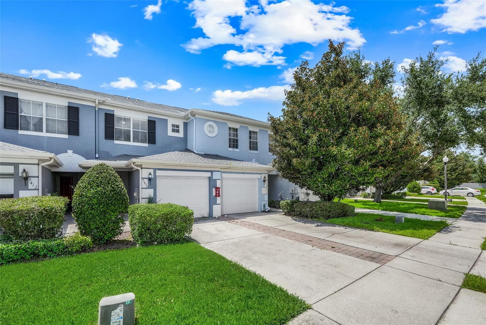 Townhouse at 9408 FLOWERING COTTONWOOD RD, ORLANDO, photo 3 of 47