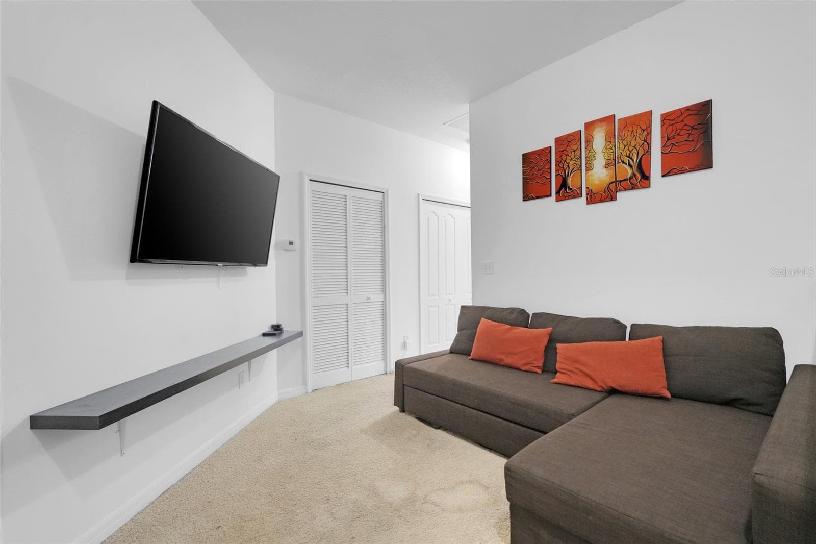 Townhouse at 9408 FLOWERING COTTONWOOD RD, ORLANDO, photo 22 of 47