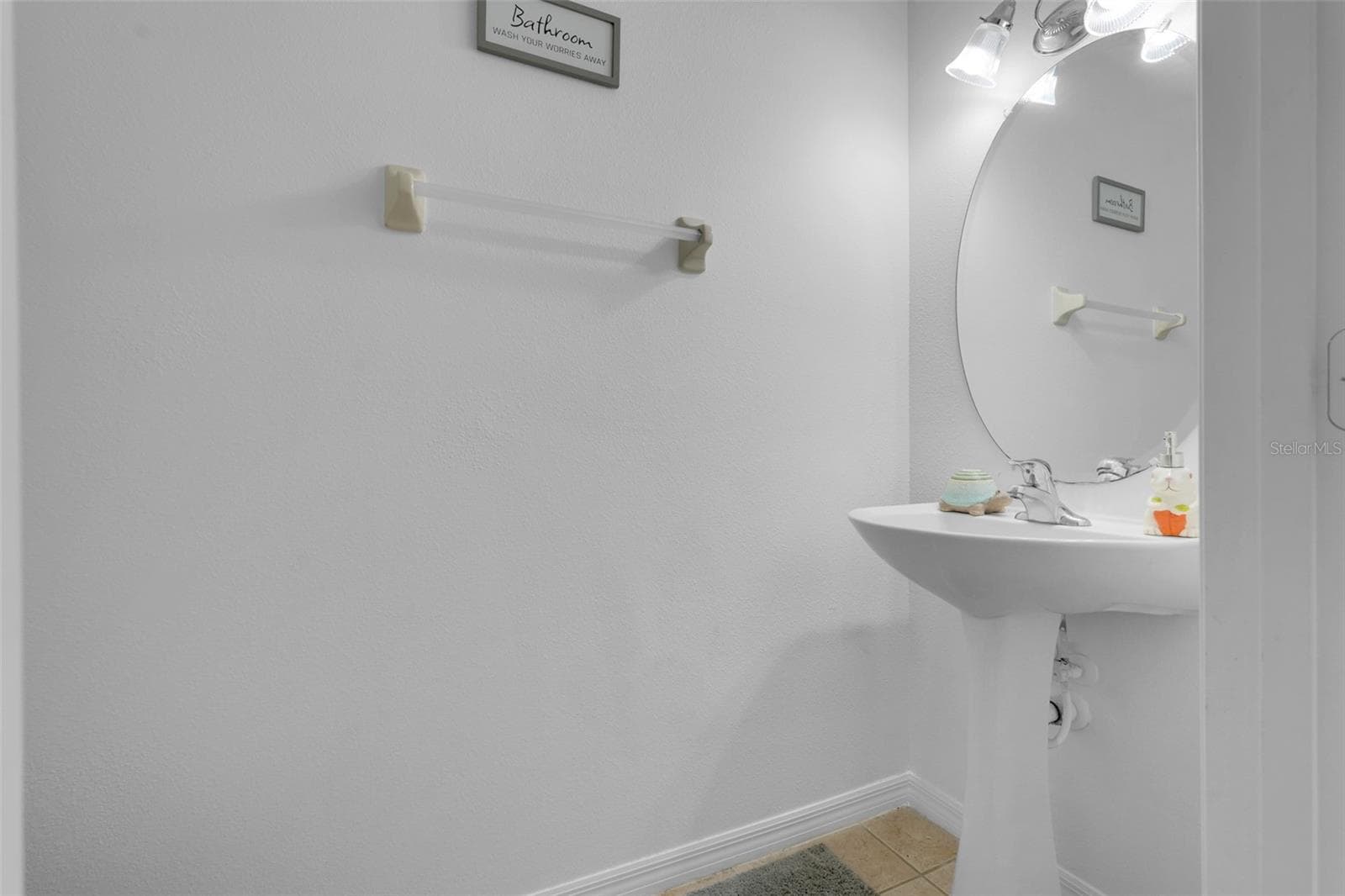 Townhouse at 9408 FLOWERING COTTONWOOD RD, ORLANDO, photo 30 of 47