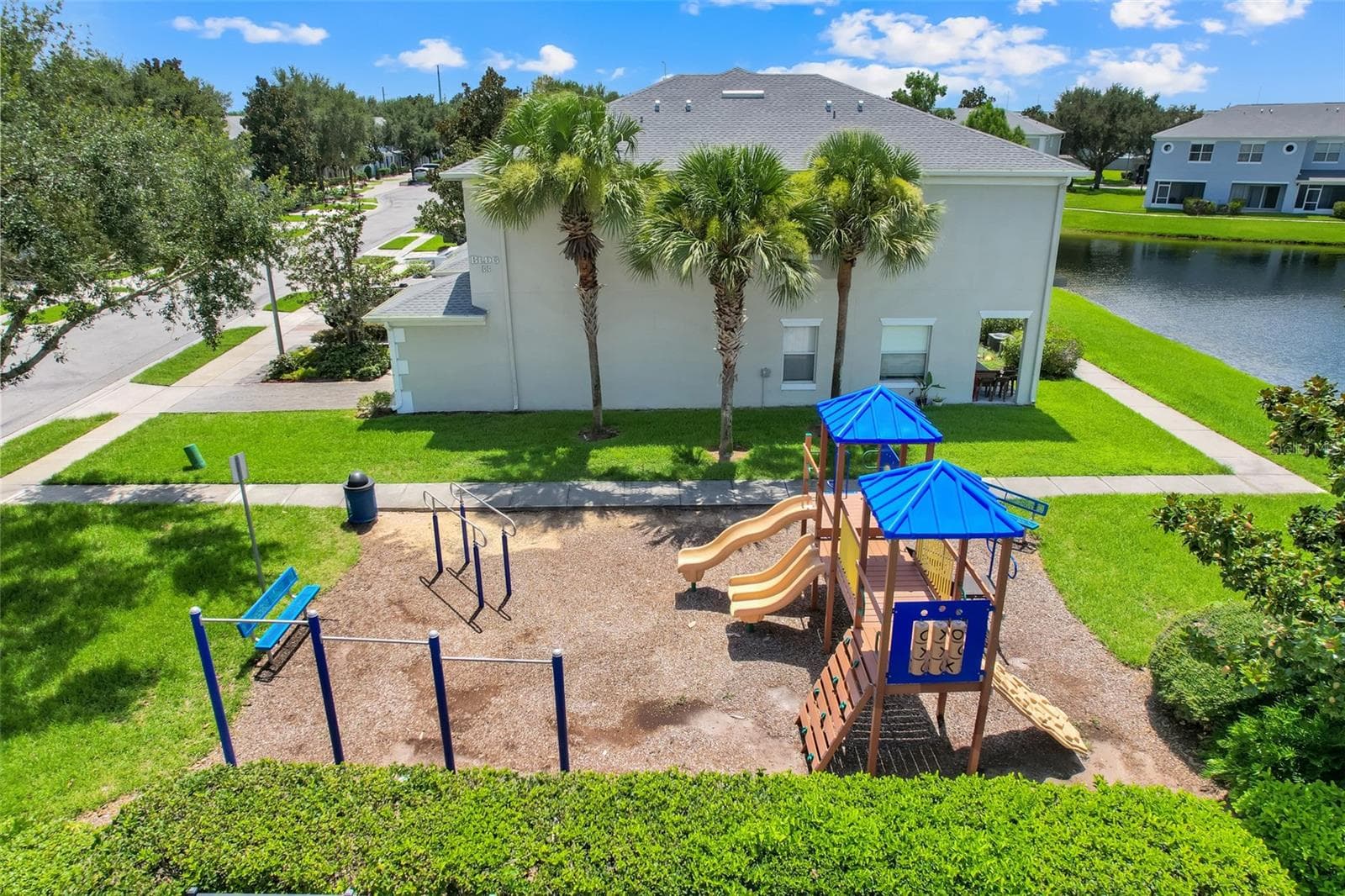 Townhouse at 9408 FLOWERING COTTONWOOD RD, ORLANDO, photo 41 of 47