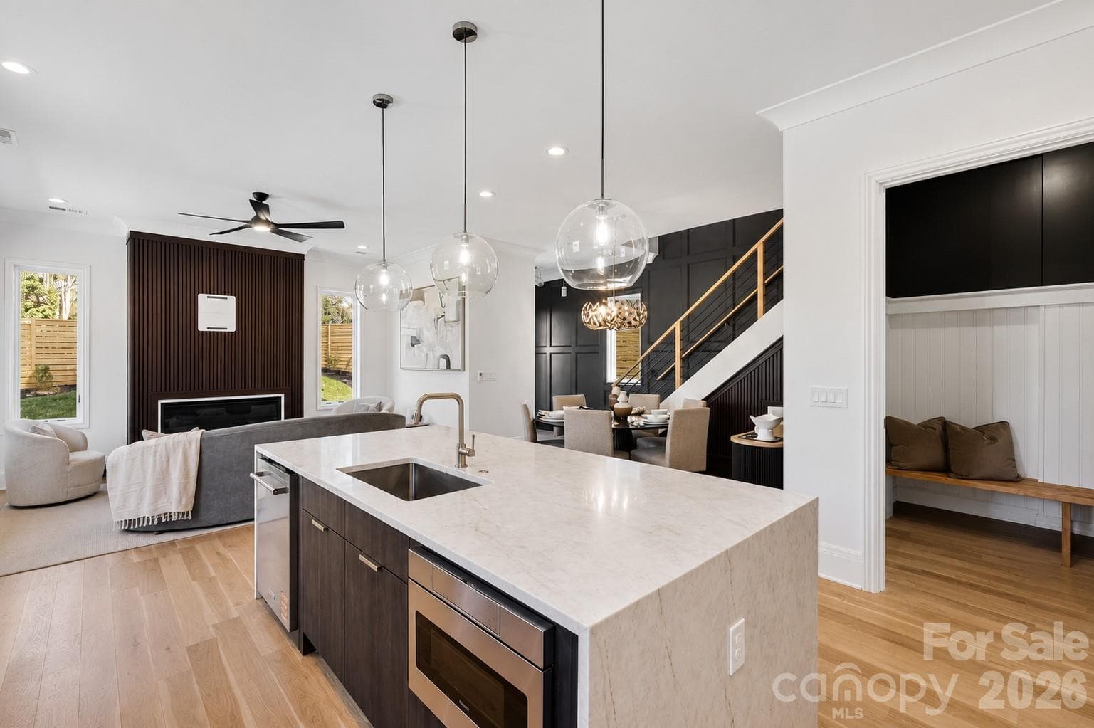 Townhouse at Charlotte, photo 5 of 36