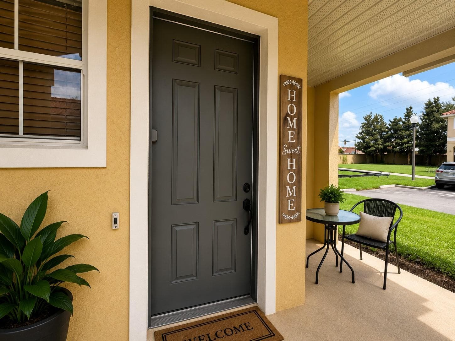 Townhouse at 7601 ACKLINS RD, KISSIMMEE, photo 2 of 14