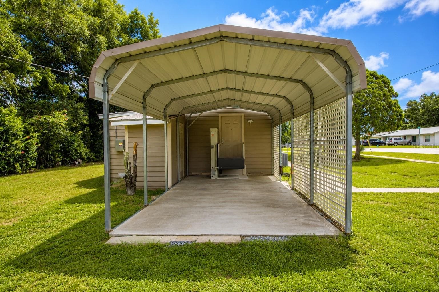 Single Family Residence at 5811 11TH ST, ZEPHYRHILLS, photo 6 of 27