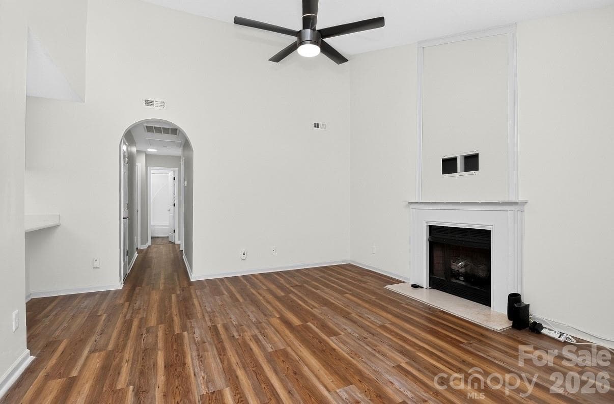 Single Family Residence at Charlotte, photo 5 of 37