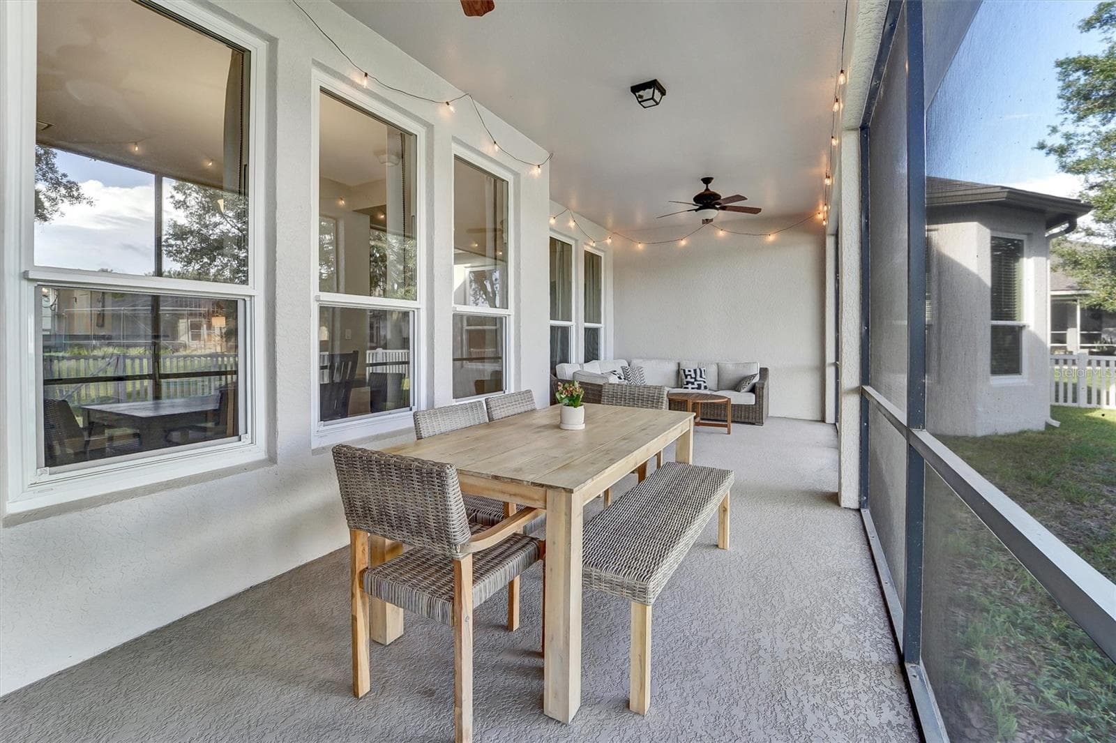 Lanai - 7136 DERWENT GLEN CIR, LAND O LAKES