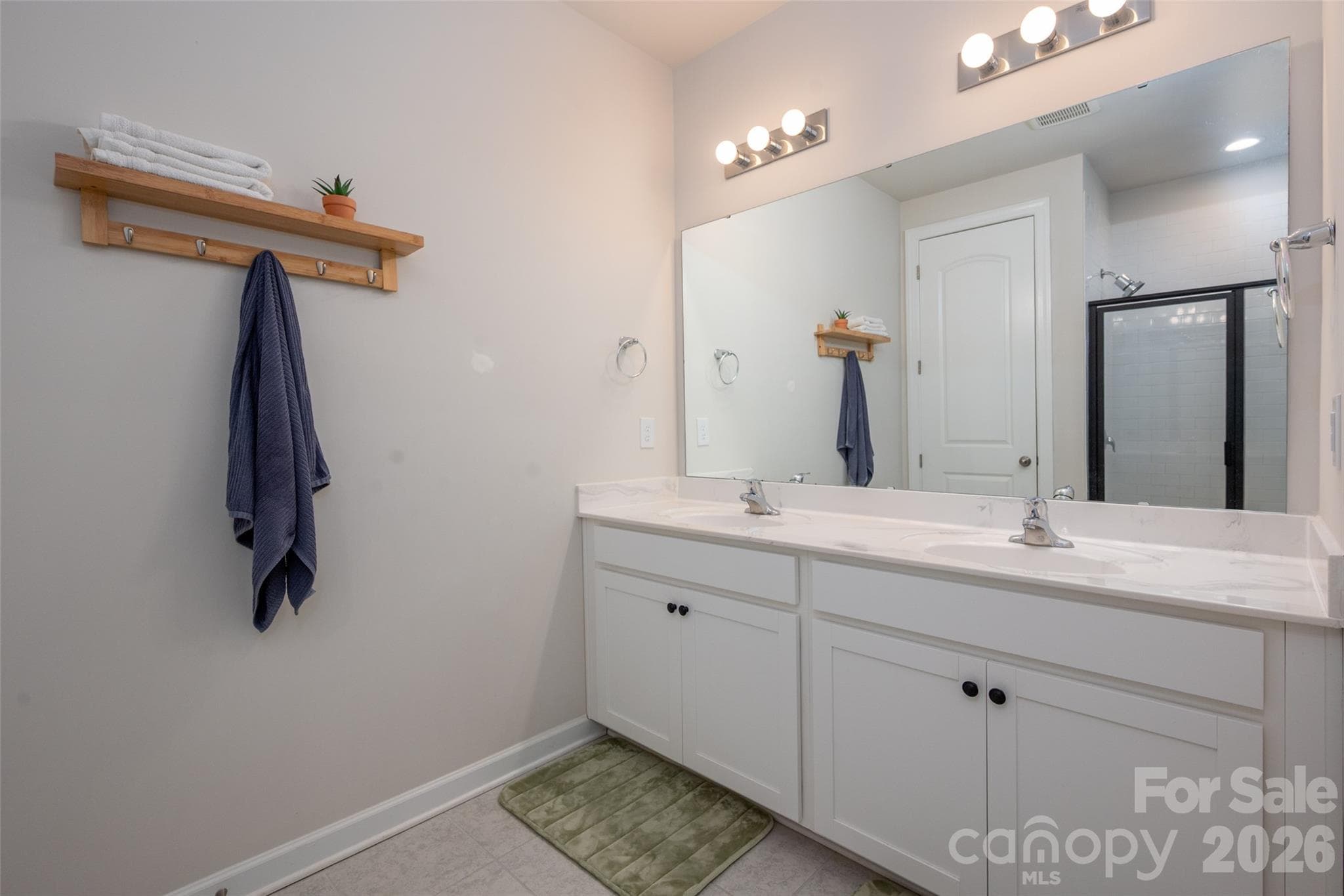 Single Family Residence at 438 Sandbar Point, Clover, photo 15 of 48