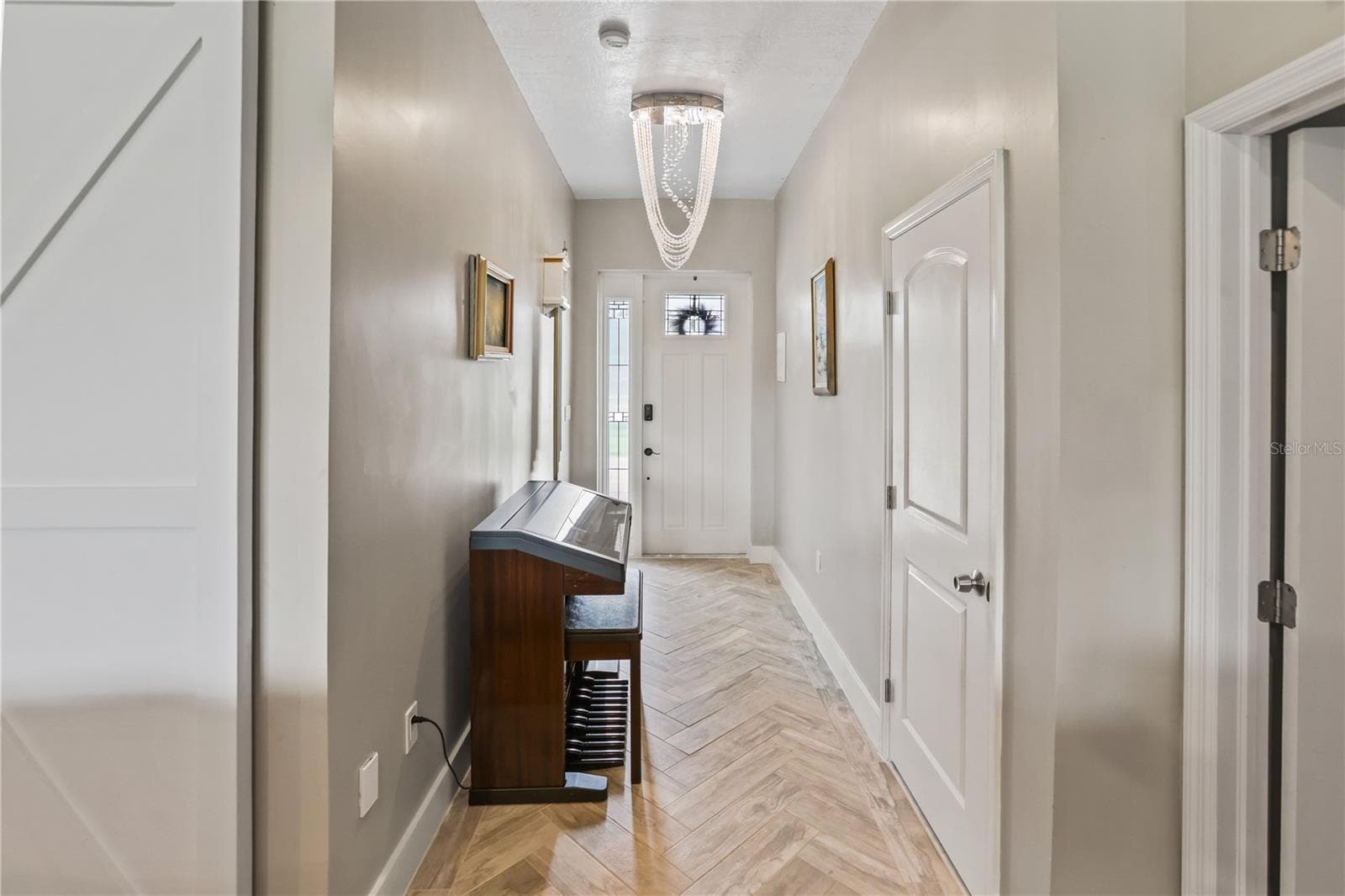 Foyer w 10' ceilings - 306 CALENDAR ST, PORT CHARLOTTE